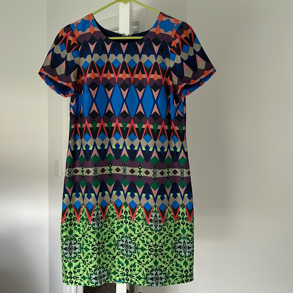 J Crew Silk Geometric Short Sleeve Shift Dress. Size 00